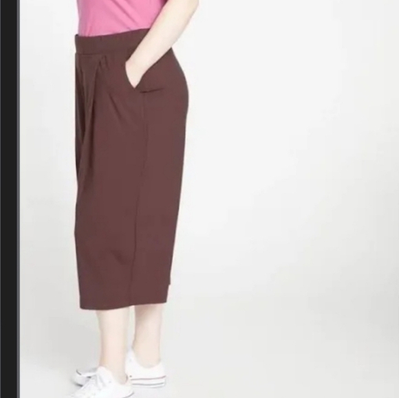 Universal Standard Pants - Universal Standard Soft Stretchy Culottes Size XS Wideleg Flowy 10-12